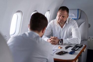 Кто такой Андрей Ермак и как он 'отбил' Зеленского у Богдана