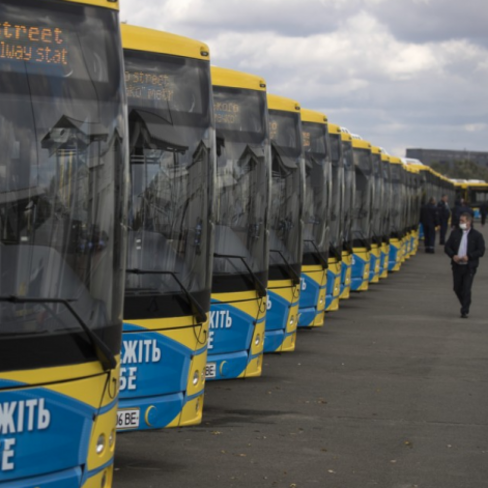 Киев получил 50 новых современных автобусов, вскоре получит еще 150