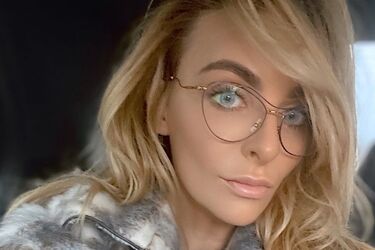 Варнава показала, что творит после запрета фильма с Зеленским