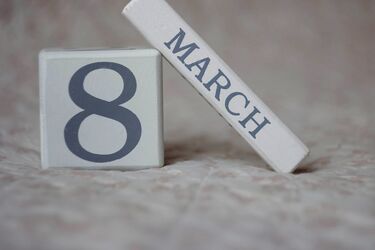 Вихідний 8 березня скасували чи ні? Скільки днів відпочиватимуть українці