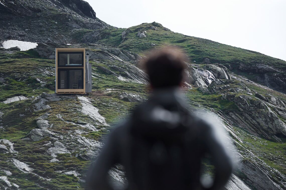 Як виглядають 'колиби' поза нашими Карпатами - у Швейцарії (ФОТО)