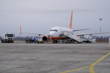 Як авіакомпанії будуть відновлювати рейси в Україну