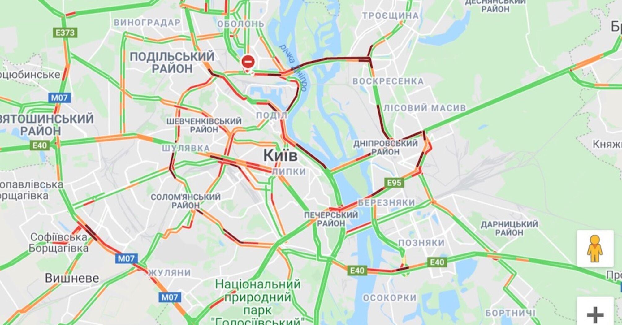Київ після послаблення карантину скували масштабні затори: як об'їхати. Карта