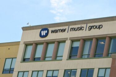 Крупнейшее IPO с начала пандемии: Warner Music планирует привлечь на бирже $1,8 млрд