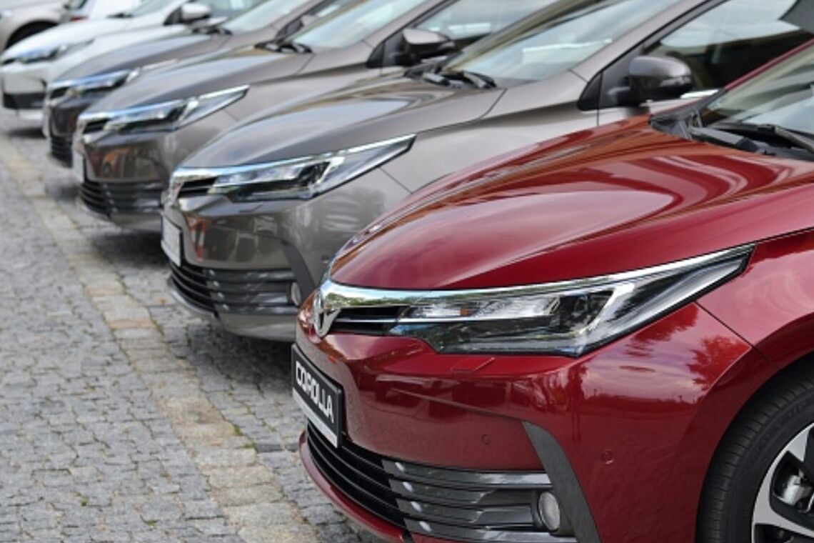 В Украине рынок новых авто за месяц просел на 15%