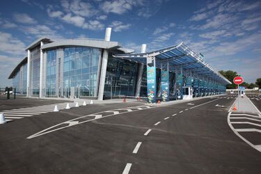 Аэропорт 'Киев' возобновил международные рейсы: куда можно полететь