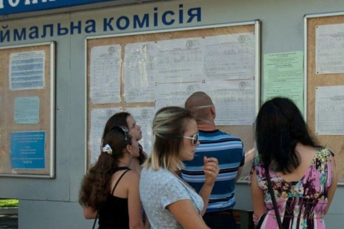 Оккупанты не выпускают абитуриентов из ОРДЛО для поступления в украинские вузы