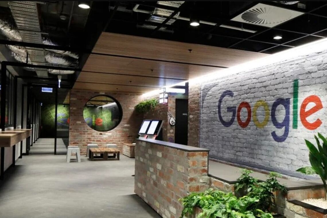 Google дозволив робітникам ще рік працювати віддалено