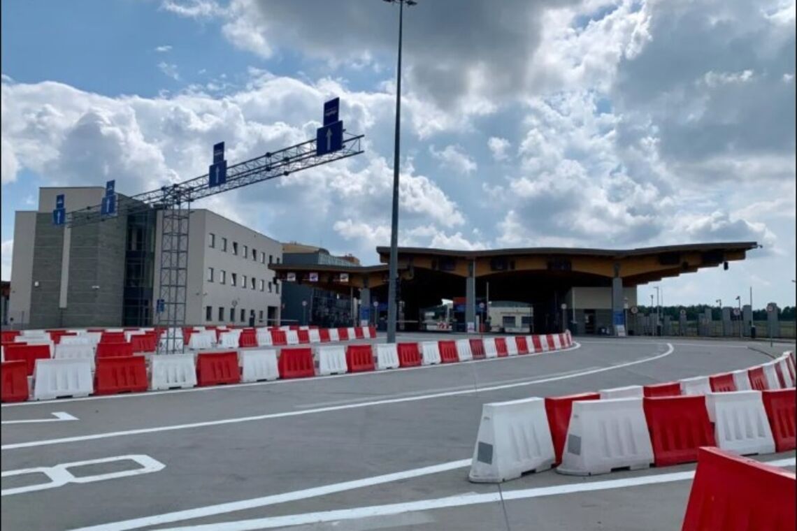 Возобновлена работа ещё одного пункта пропуска на границе с Польшей
