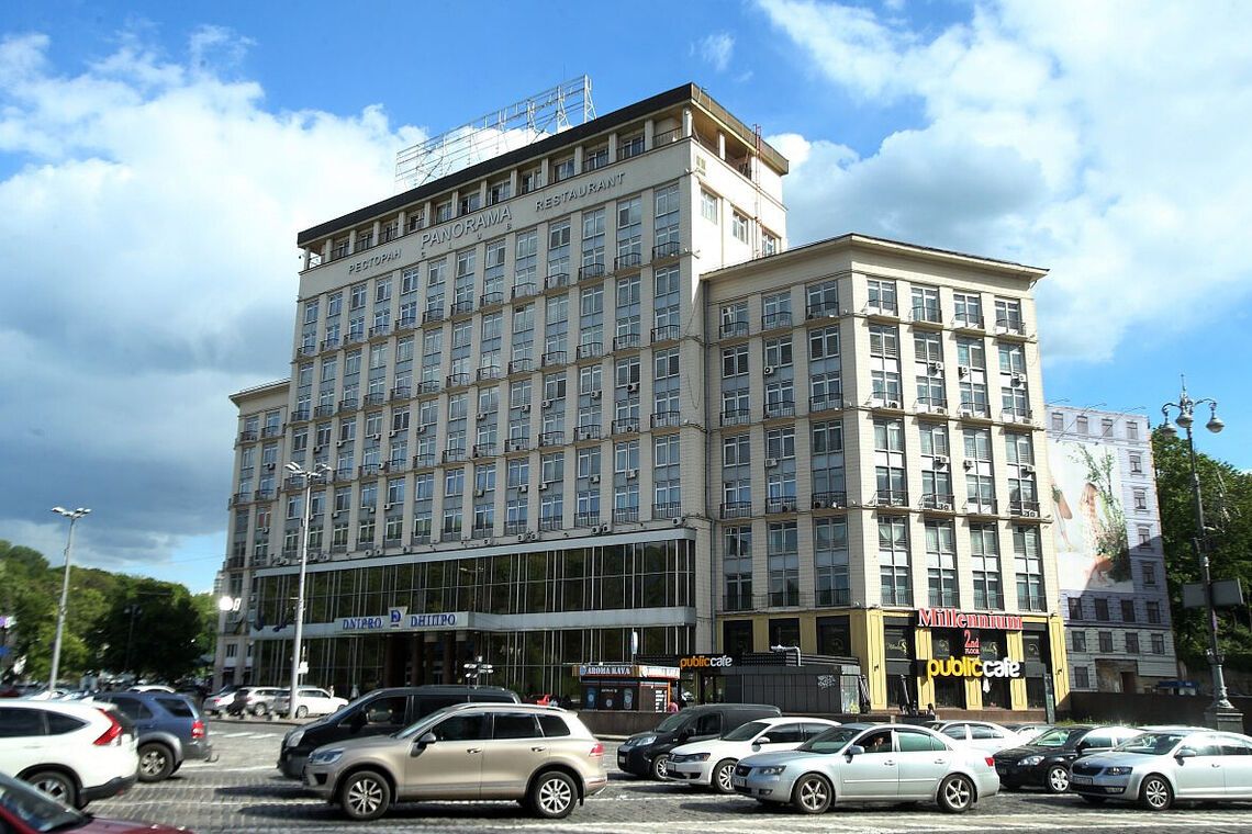 Киевский отель 'Днепр' окончательно продали российским олигархам