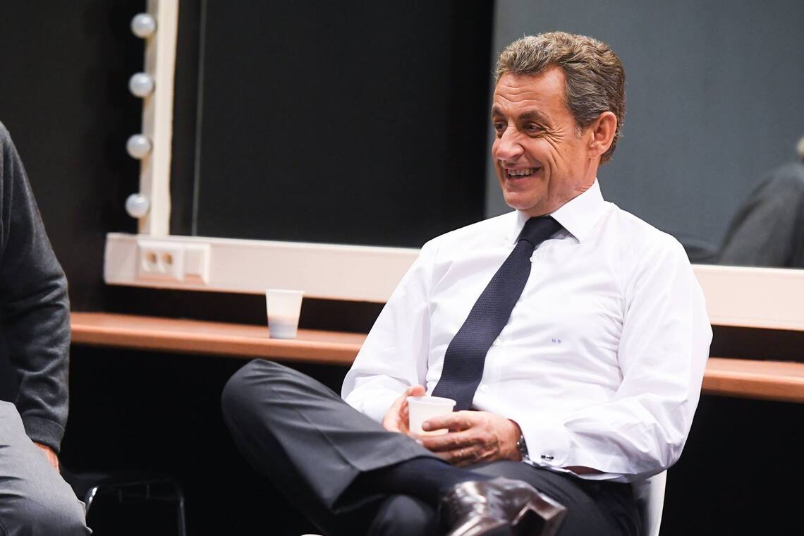 Саркози приговорили к году лишения свободы