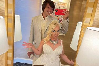 Шаляпин вместе с супругой Татьяной Девис