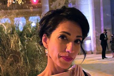 Хума Абедін