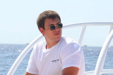 Александр Иванина