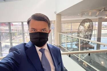 Дмитрий Разумков