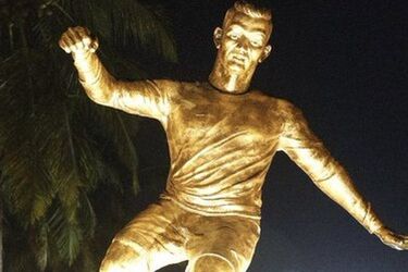 Статуя Криштиану Роналду