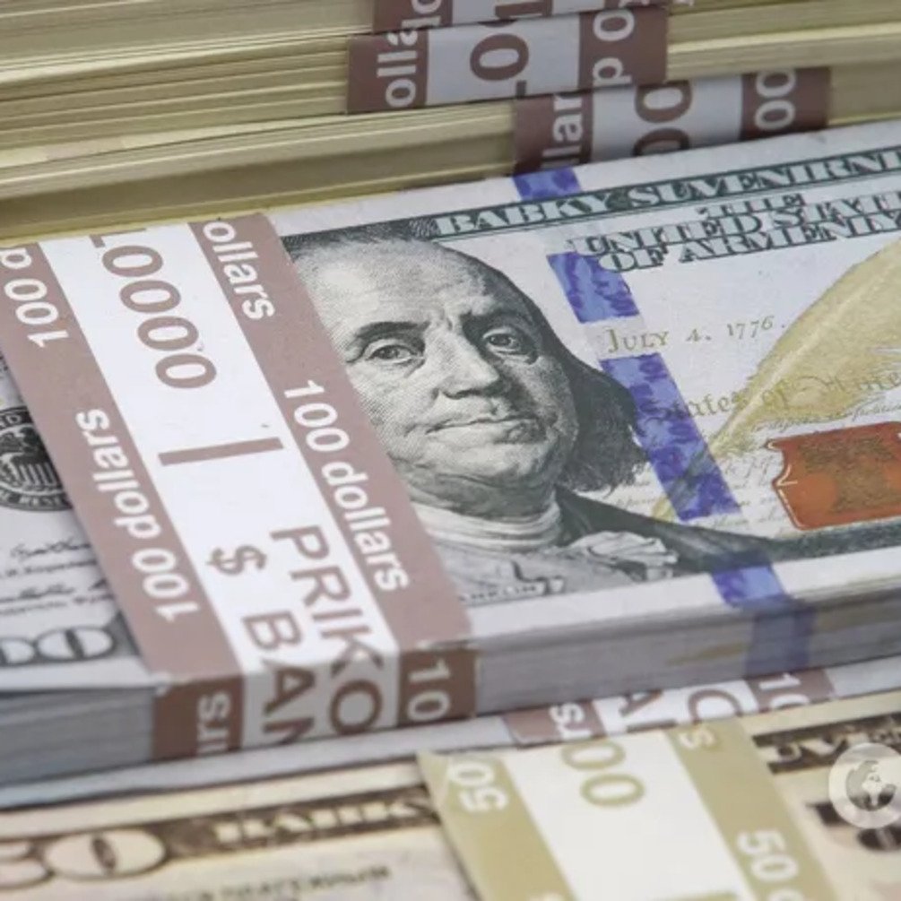Доллар и евро синхронно подорожали: опубликован курс валют в Украине