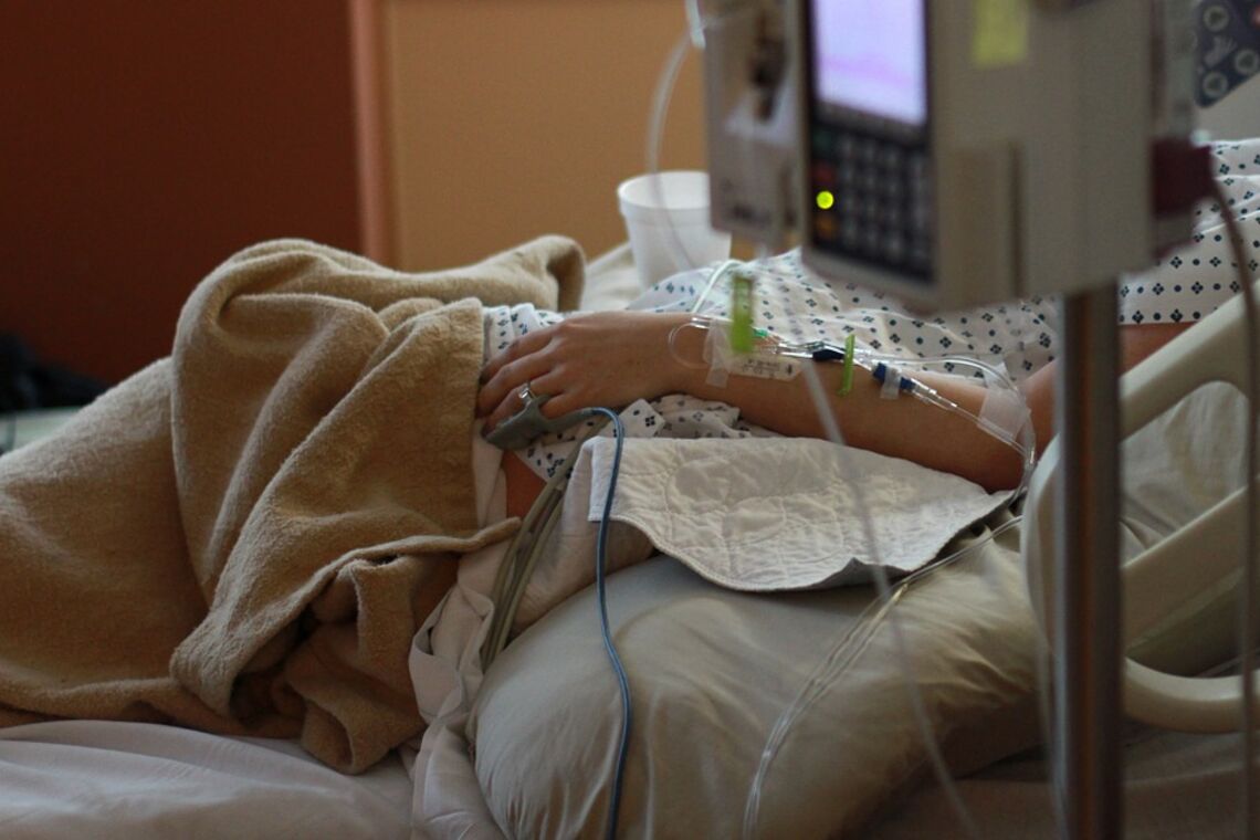 В Україні зайнято майже 60% ліжок з киснем для хворих COVID-19