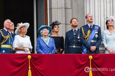 Елизавета II разрешила членам семьи начать информационную войну с Гарри и Меган – СМИ