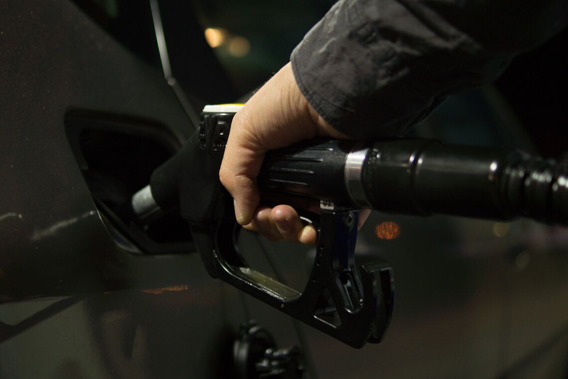 Какими будут цены на бензин и дизтопливо в Украине: озвучен прогноз