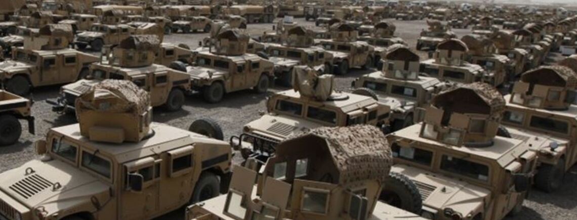 Американцы перед уходом из Афганистана вывели из строя вертолеты, бронемашины и системы защиты в аэропорту Кабула