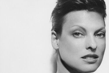 Линда Евангелиста