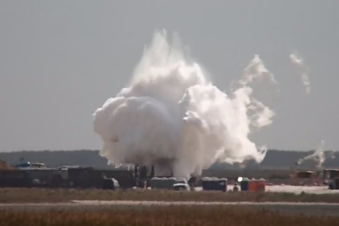 Взрыв на космодроме SpaceX