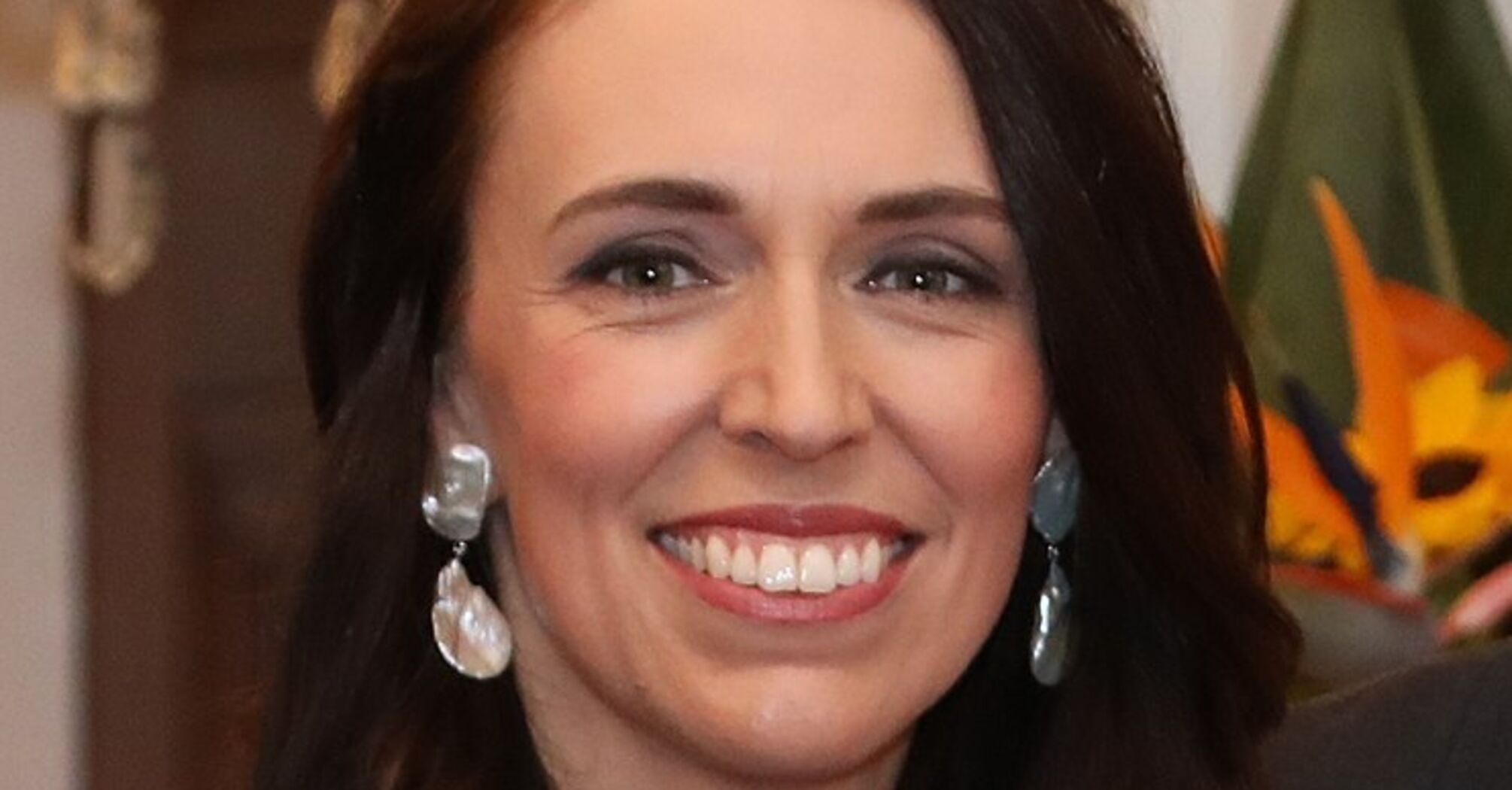 Премьер Новой Зеландии отменила свадьбу из-за коронавируса 