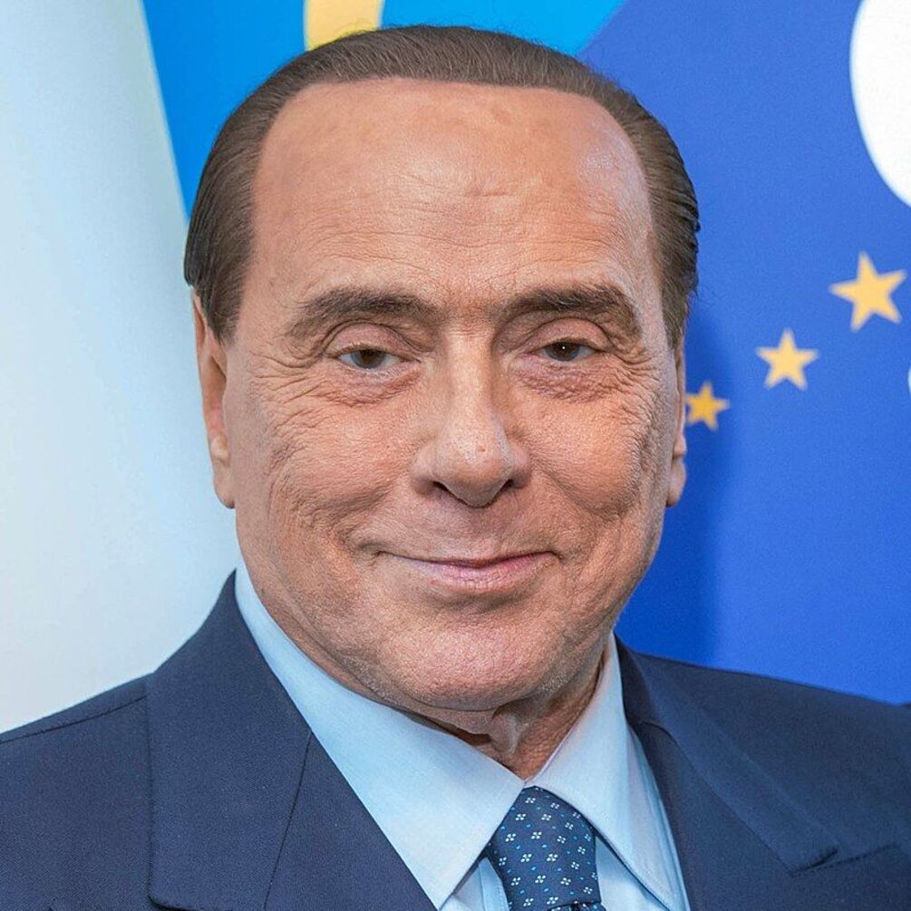 Берлускони отказался баллотироваться в президенты Италии 