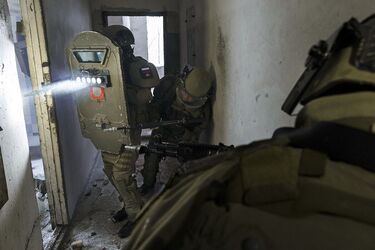 Російські військові