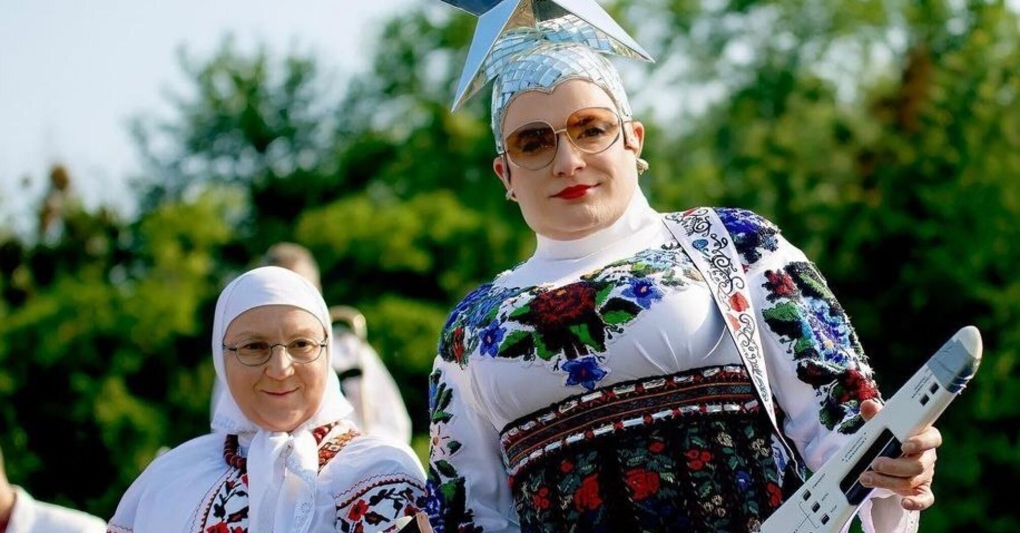 'Почти на месте': Сердючка с 'мамой' в стрингах собрались на Щекавицу (фото)
