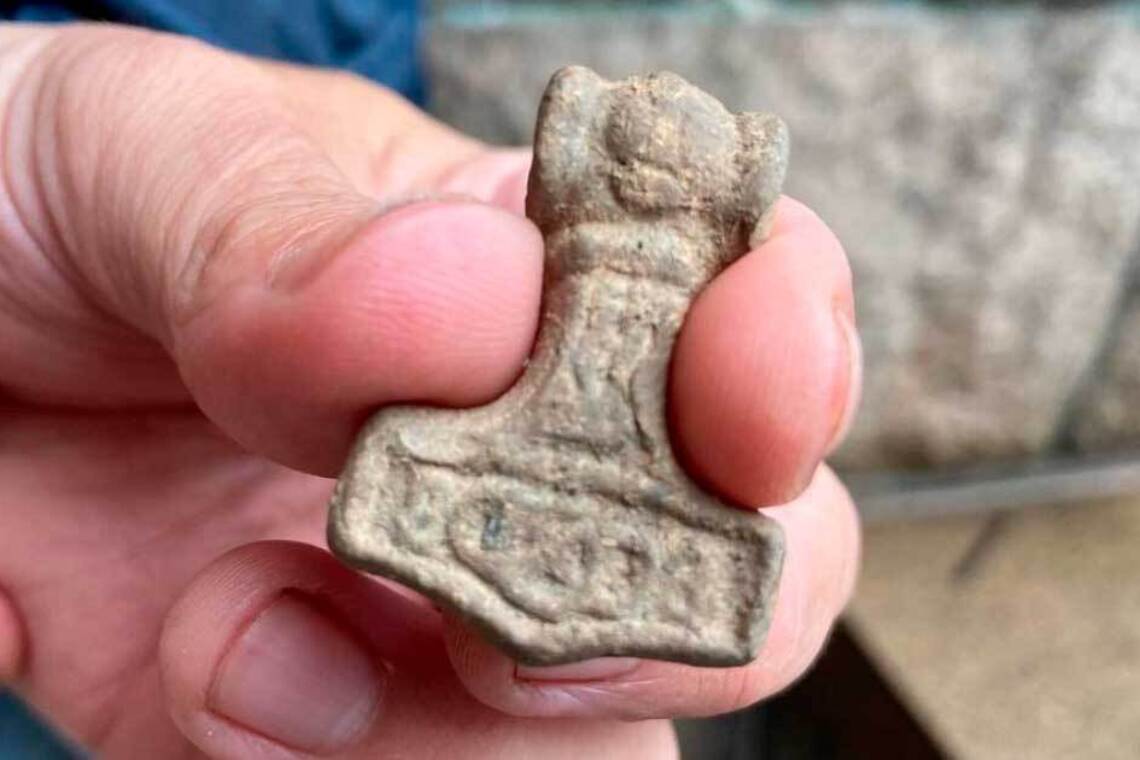В Швеції археологи знайшли 'молот тора' датований 10 століттям (фото)