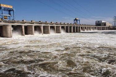 Оккупанты могут подорвать Каховскую ГЭС: власти дали советы, что делать херсонцам