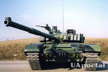 Чеський фонд 'Подарунки для путіна' зібрав кошти та передав ЗСУ модернізований Т-72М1 'Месник'