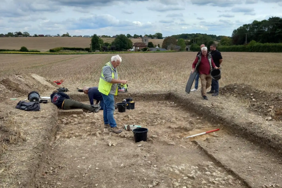 Археологи нашли в Британии старинную виллу с помощью сервиса Google Earth