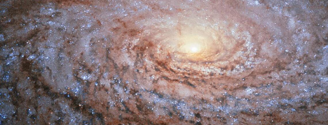 Ученые нашли звездное 'кладбище', которое втрое больше Млечного пути (фото)