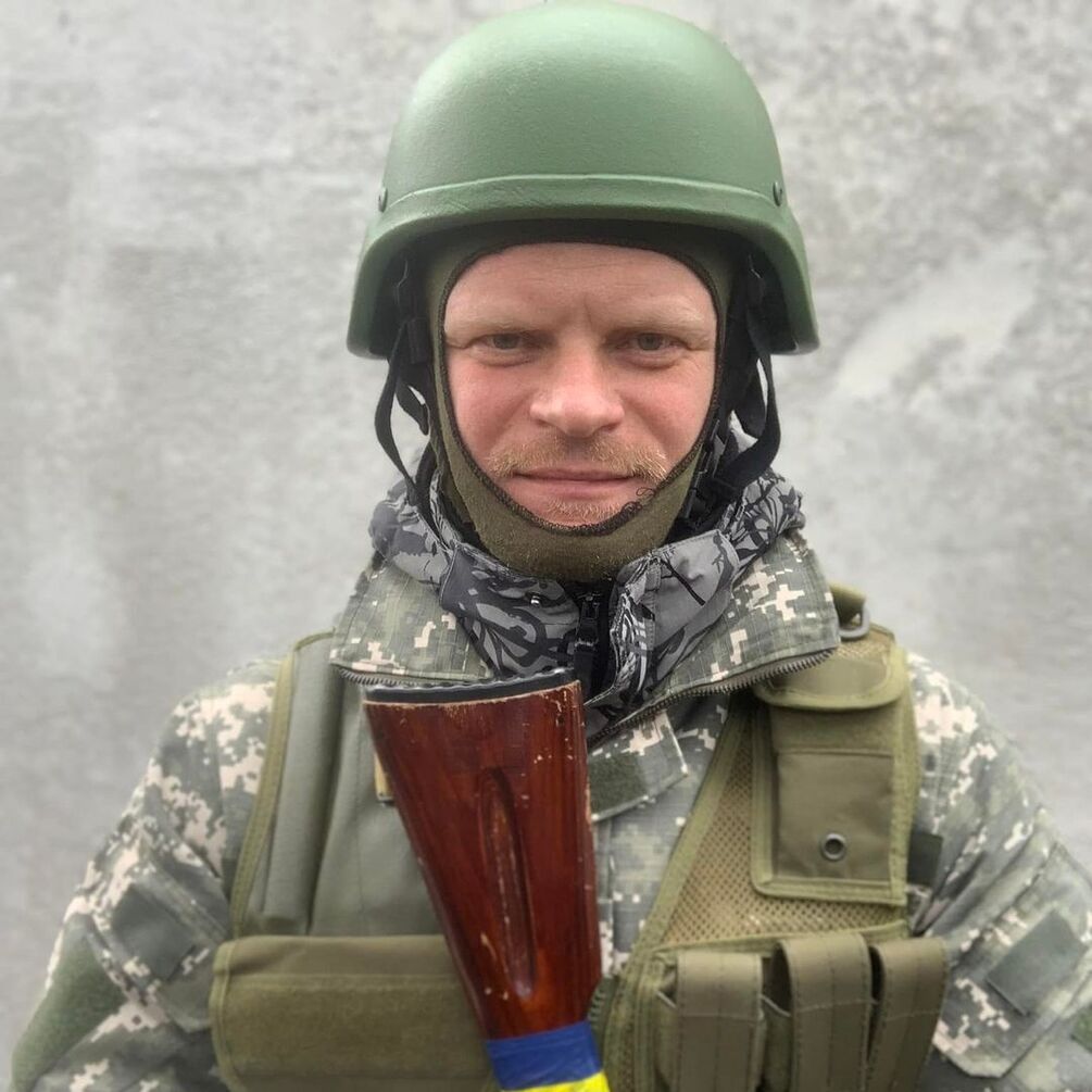 'Стоял сутки в очереди в военкомат': актер Александр Печерица рассказал, как пошел защищать Киев после российского вторжения