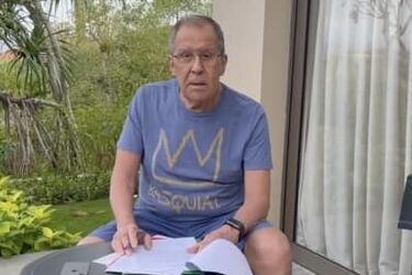 Сергій Лавров показав, що він на Балі та здоровий