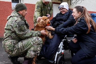 Михаил Йолич с полицейскими