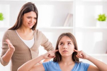 Вчені пояснили, чому старше покоління не розуміє молодь