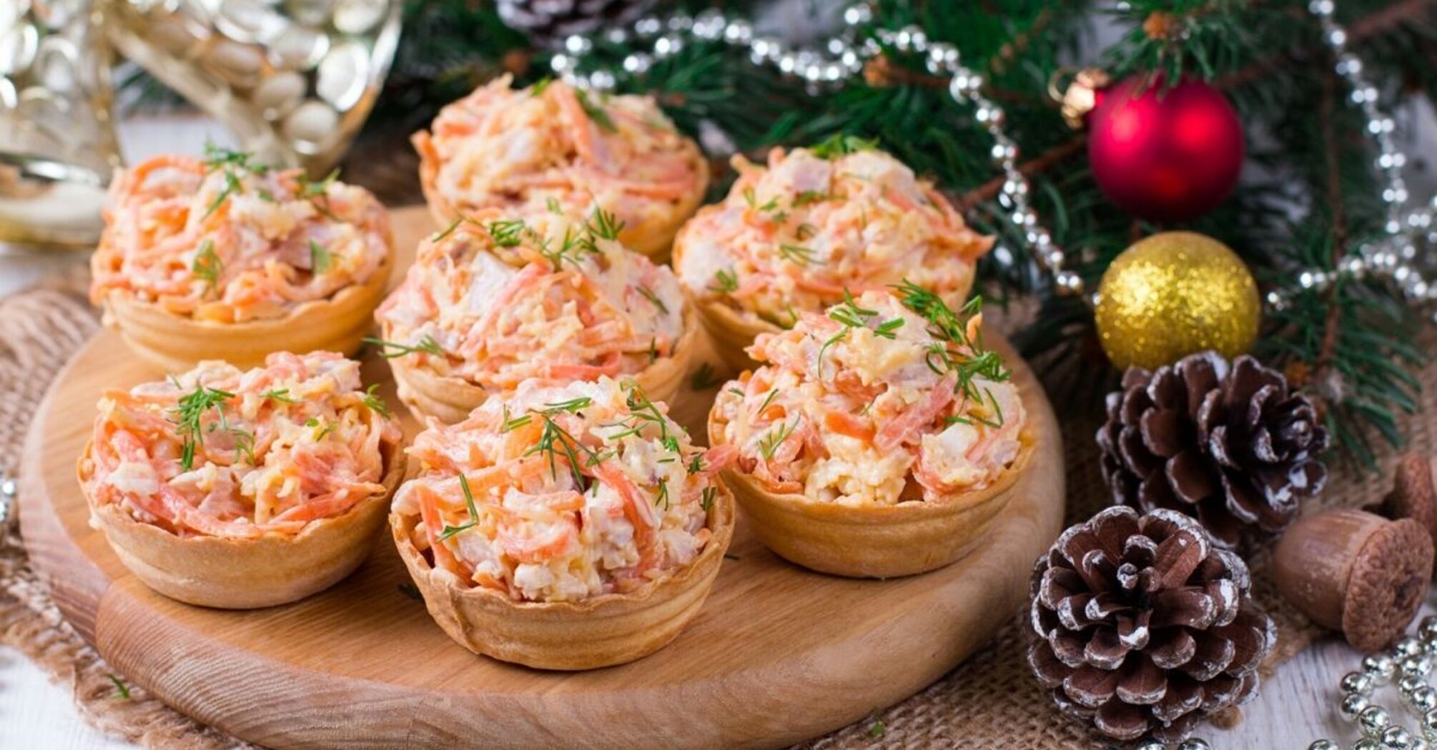 Тарталетки с крабовыми палочками и креветками