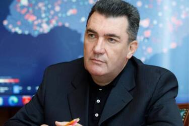 Секретар РНБО закликав не називати росіян 'свинособаками' та пояснив, чому