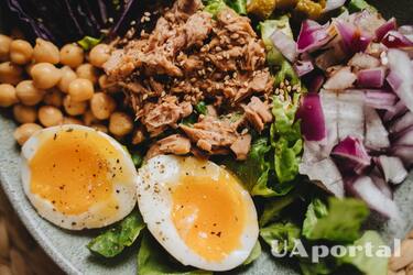 Салаты на Новый год – дешевые салаты – салаты с курицей