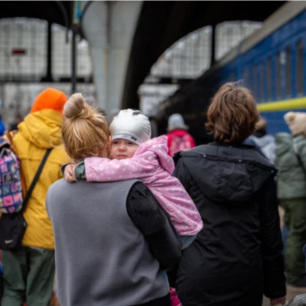 У Польщі припинили виплату одноразової допомоги українським біженцям: про що йдеться