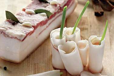 Сало - традиционный продукт украинцев