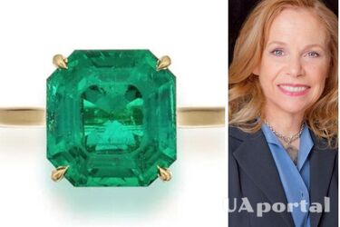 Хозяйка уникального кольца Митци Пердю