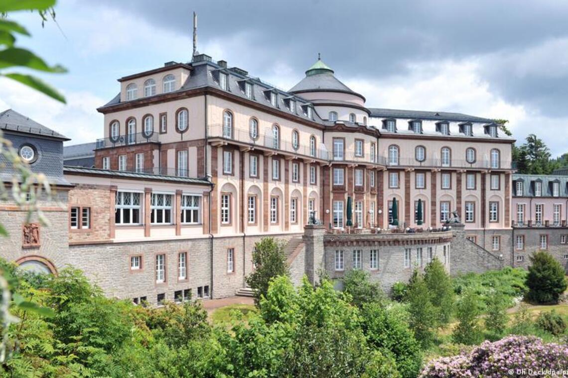 Замок-отель Назарбаевых в Германии