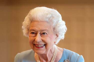 Єлизавета II скасувала заходи через хворобу