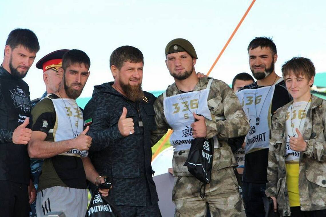 Рамзан Кадиров із бійцями