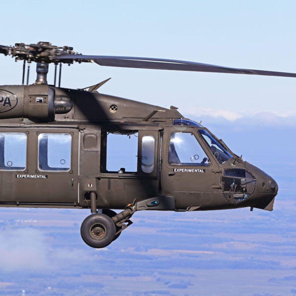 Вертолет Black Hawk совершил первый беспилотный полет 